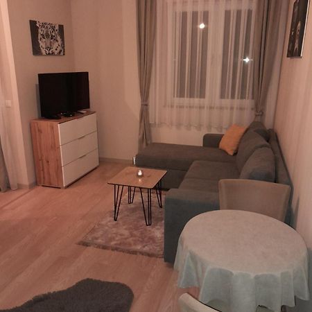 Gray Apartament 2 Pristina Eksteriør billede