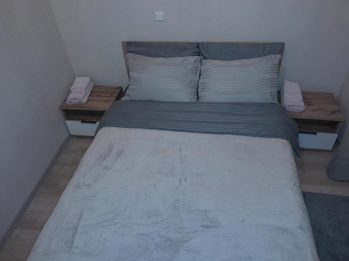 Gray Apartament 2 Pristina Eksteriør billede