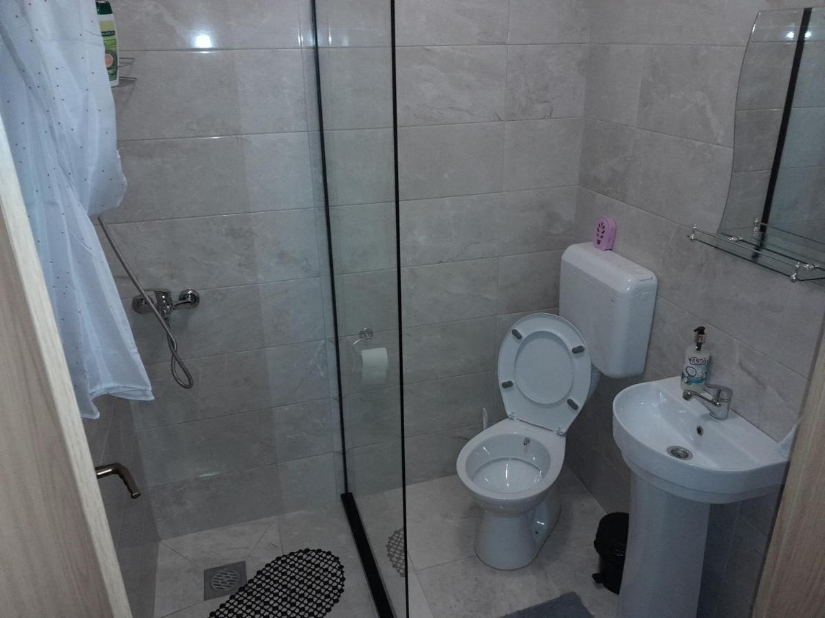 Gray Apartament 2 Pristina Eksteriør billede